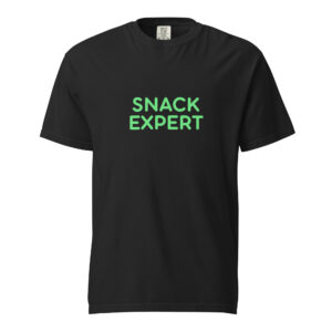 Unisex garment-dyed heavyweight t-shirt "SNACK EXPERT"